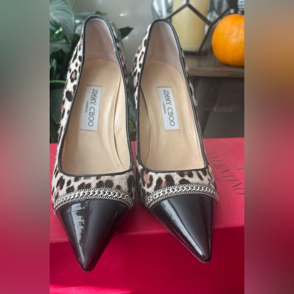 SOLD !!!! Jimmy Choo Leopard Print Pony Hair Chain Pumps Heels size 38 - Picture 9 of 12